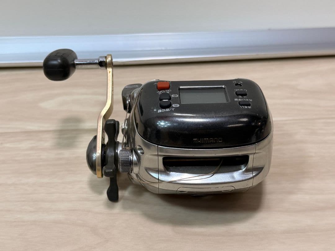 SHIMANO 3000XH 電動リール デジタル表示