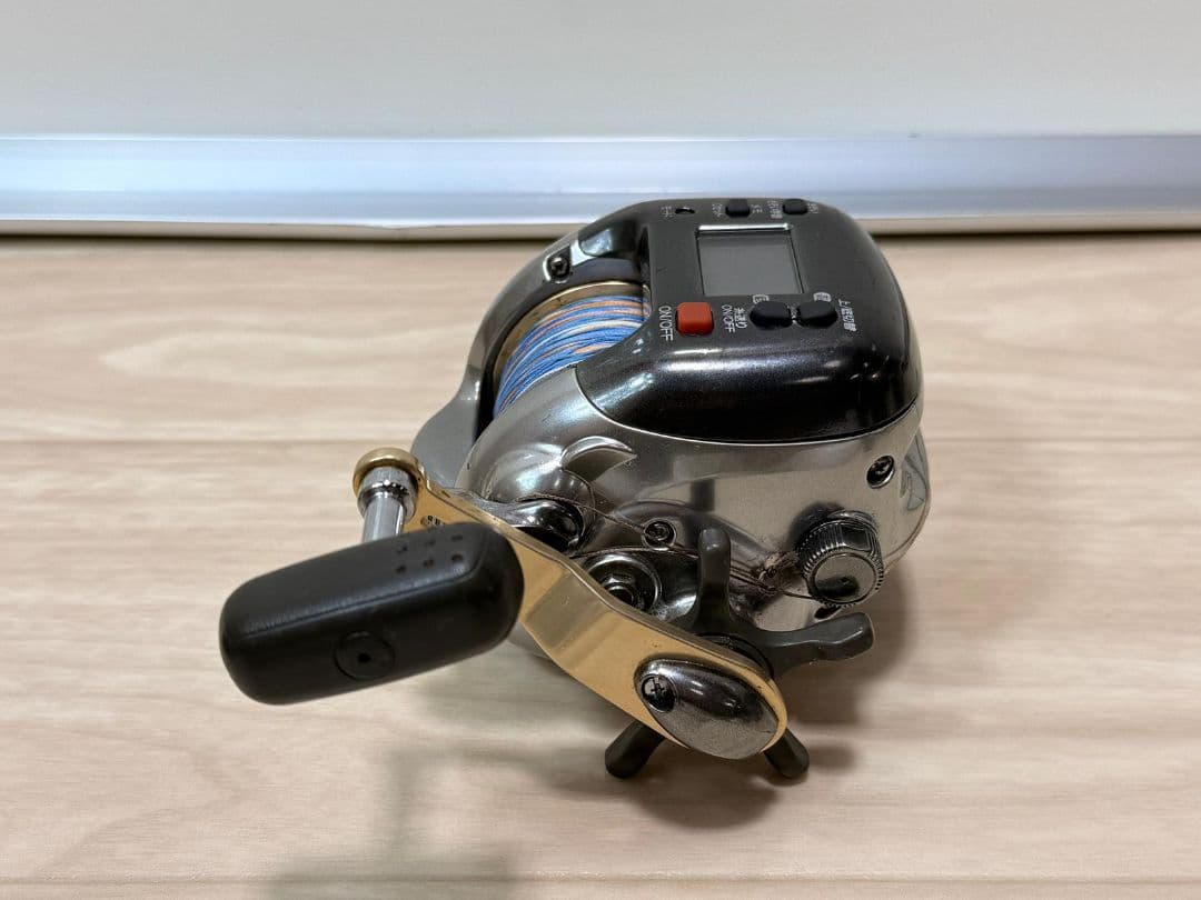 SHIMANO 3000XH 電動リール デジタル表示