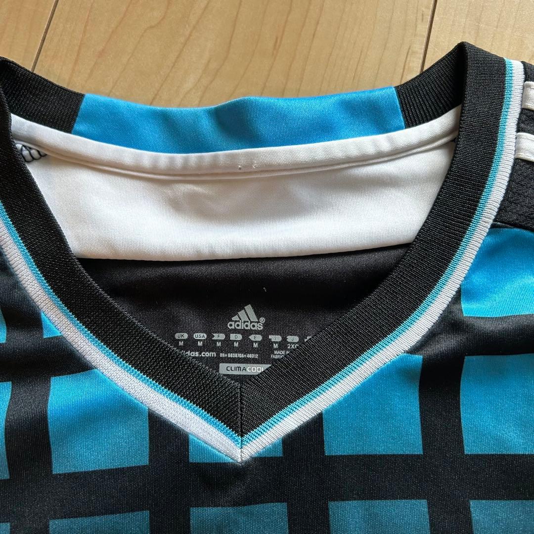 チェルシーFC マタ　アディダス シャツ 黒色
