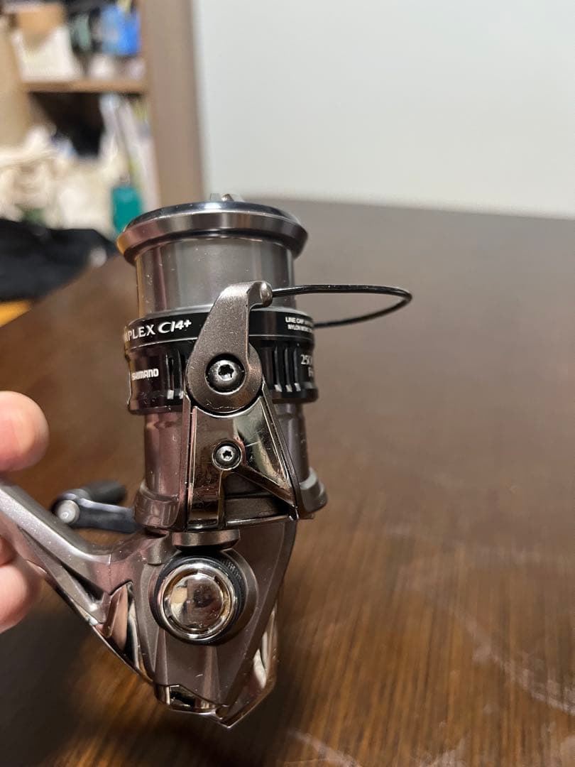 SHIMANO 17 コンプレックス C14+ 2500S F6