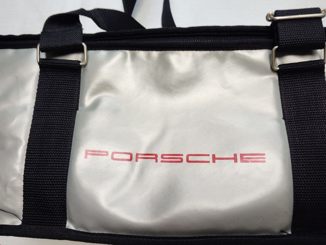 Porsche クーラーボックスタイプシルバー ナイロンバッグPORSCHEロゴ