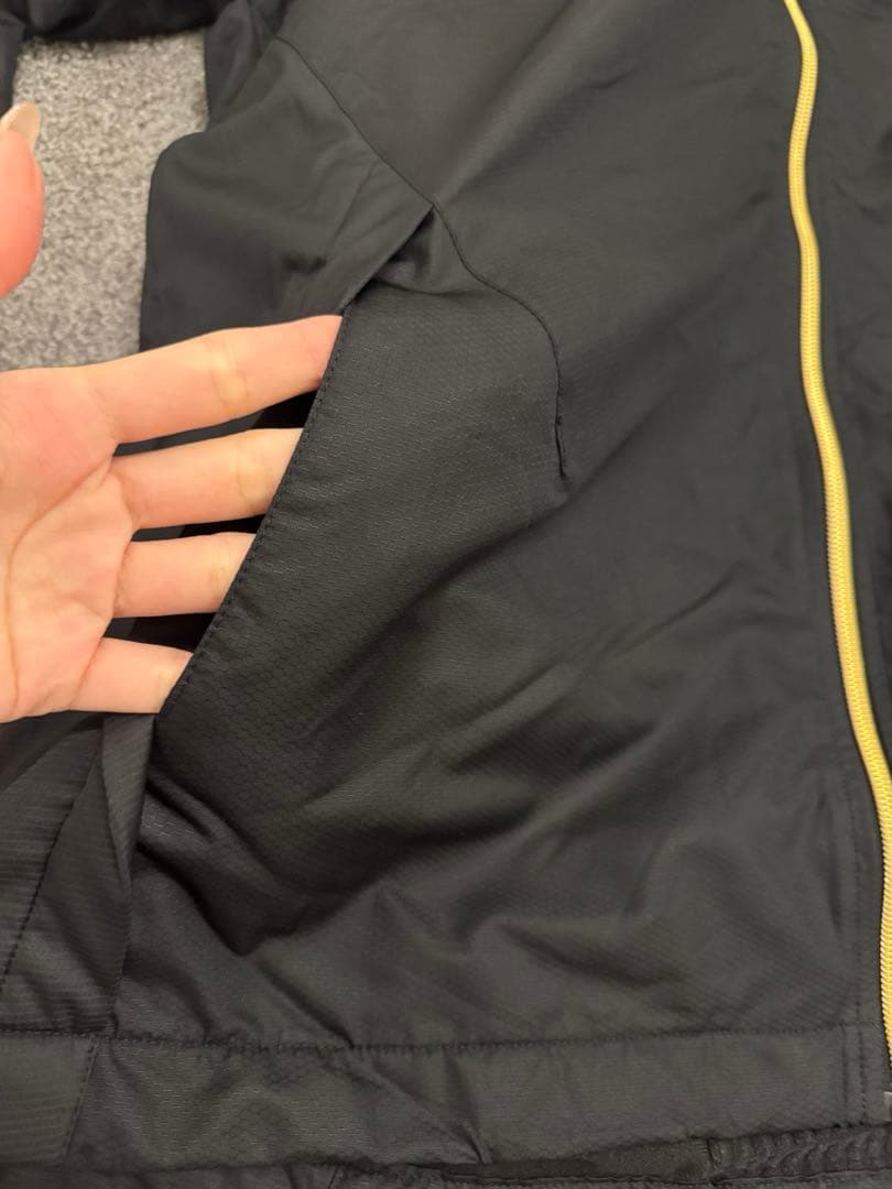 【美品】アシックス　ウィンドブレーカー　上下セット