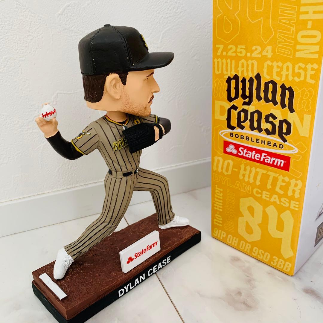 ディラン　シース ボブルヘッド パドレス　Dylan Cease フィギア