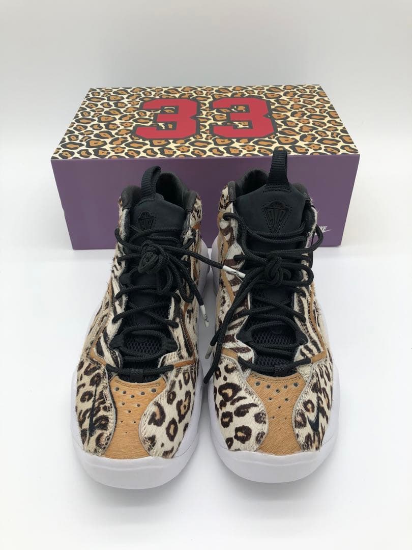 KITH × Nike Air Pippen 1 キスとナイキのコラボスニーカー