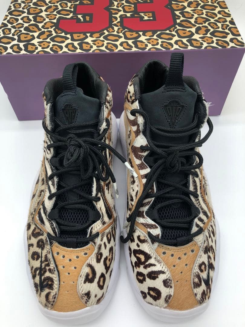 KITH × Nike Air Pippen 1 キスとナイキのコラボスニーカー
