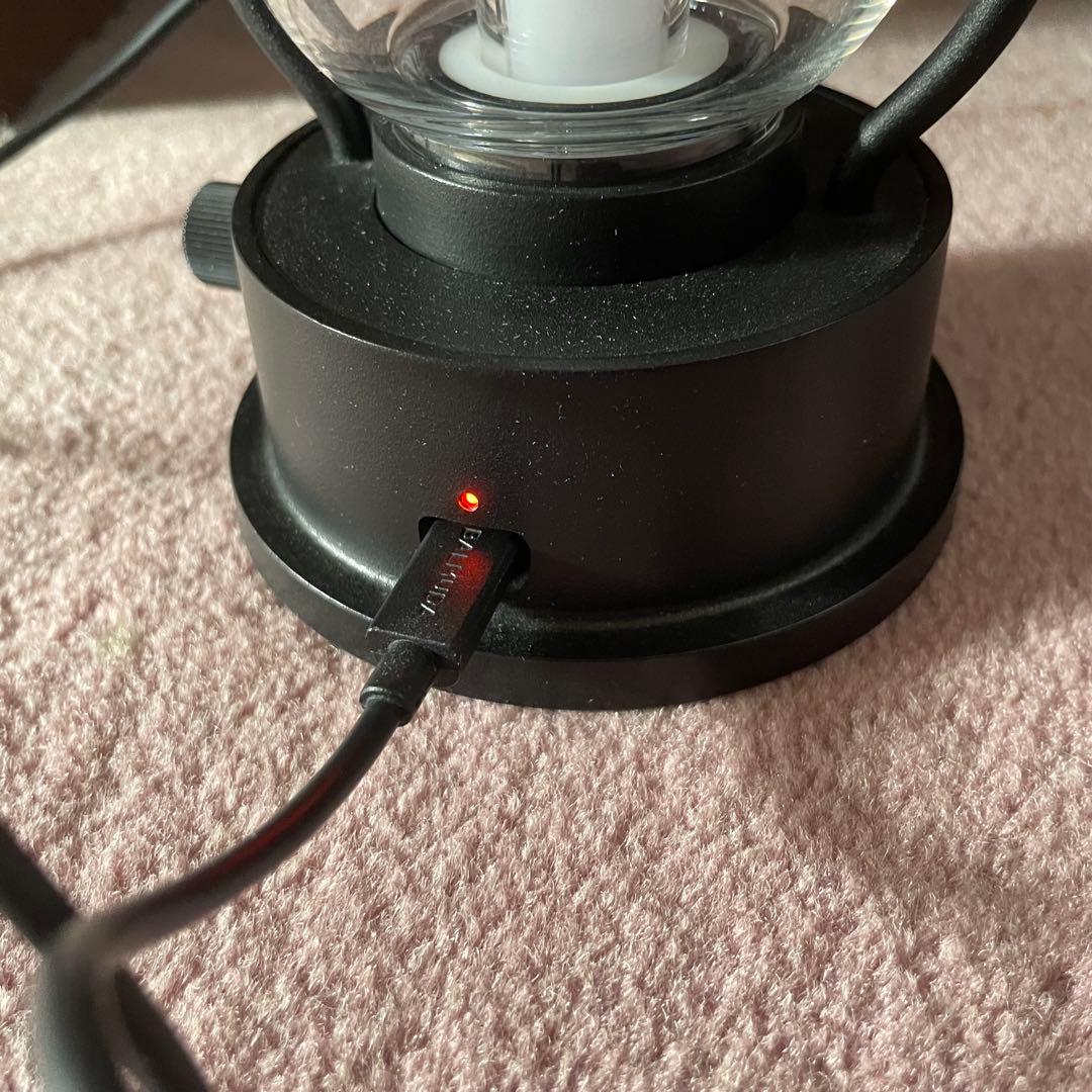 とみー 美品　バルミューダ ランタン　L02A-BK　LED
