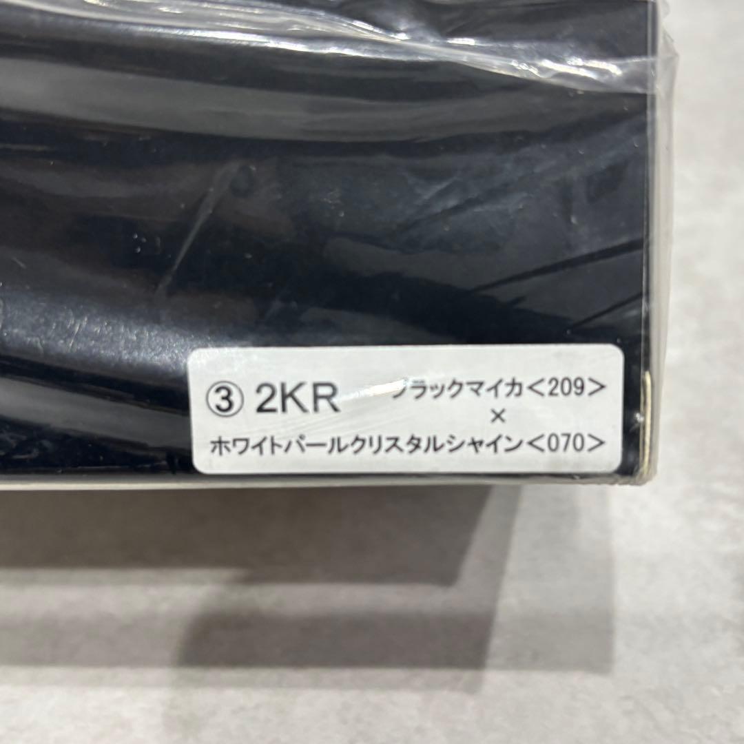 新品　TOYOTA トヨタ　yARIS CROSS ヤリスクロス　ミニカー