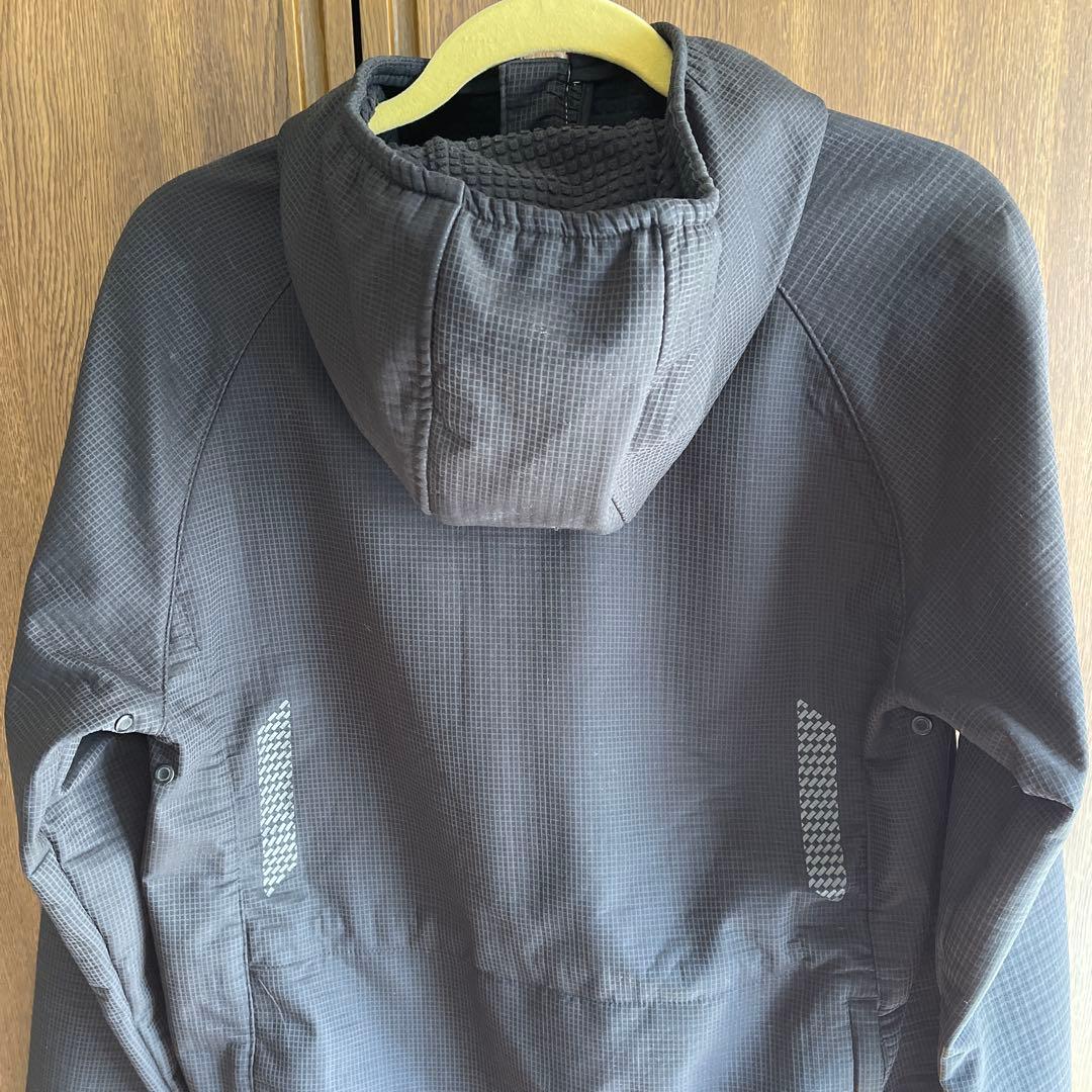 Nike ブラック ウィンドブレーカー