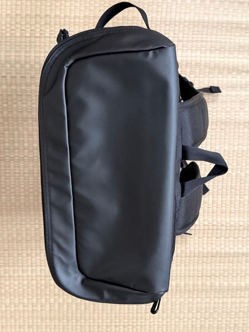 現行モデル YONEX バドミントンバッグ 黒　BAG2438