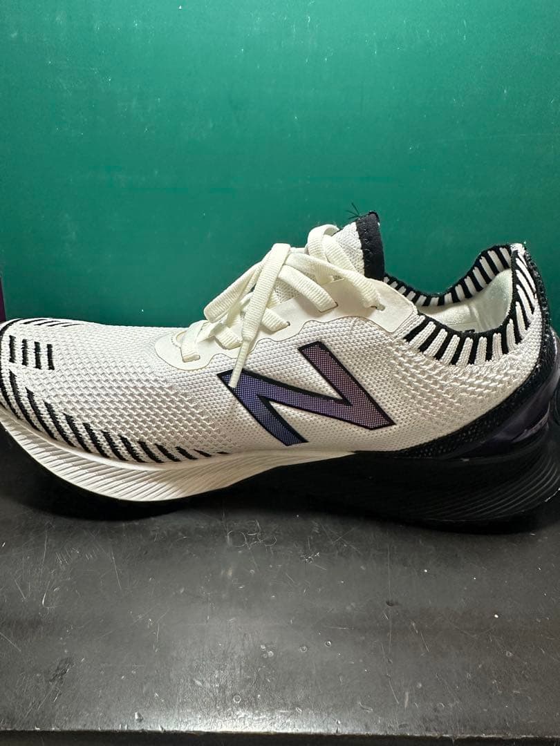New Balance ランニング＆トレーニングシューズ ホワイト