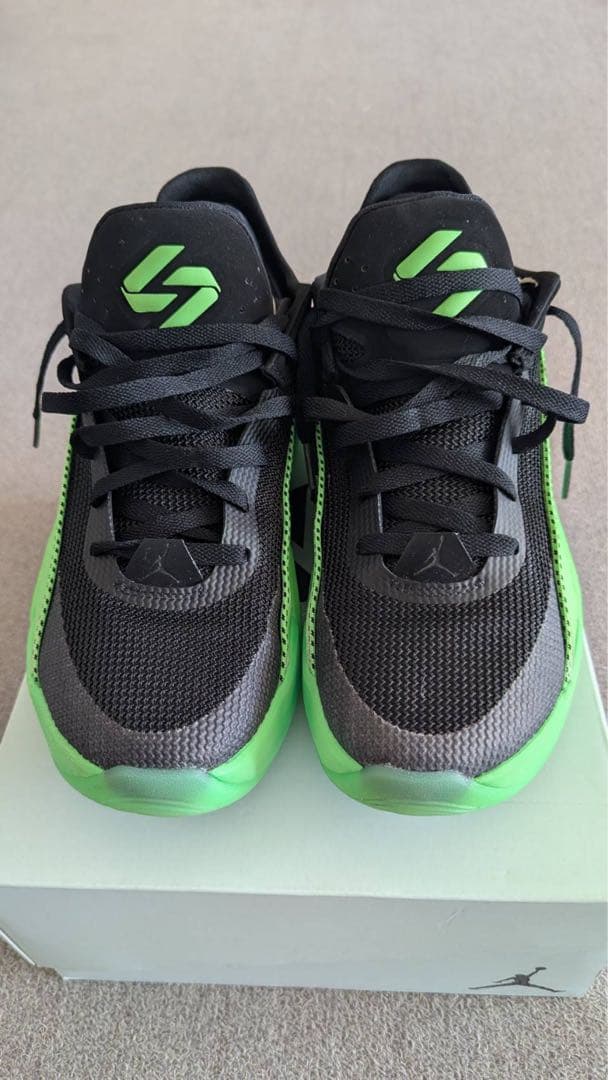 【美品】NIKE JORDAN LUKA5 バスケットシューズ　27.5cm