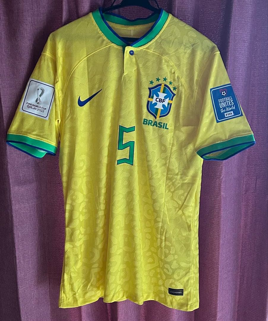 カゼミロ ブラジル代表　カタールワールドカップ　ユニフォーム L
