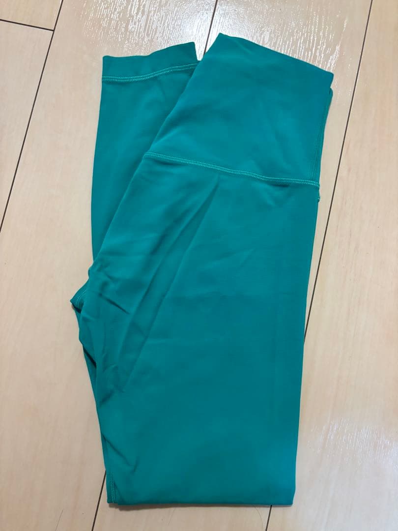 LululemonルルレモンAlignハイライズパンツ24