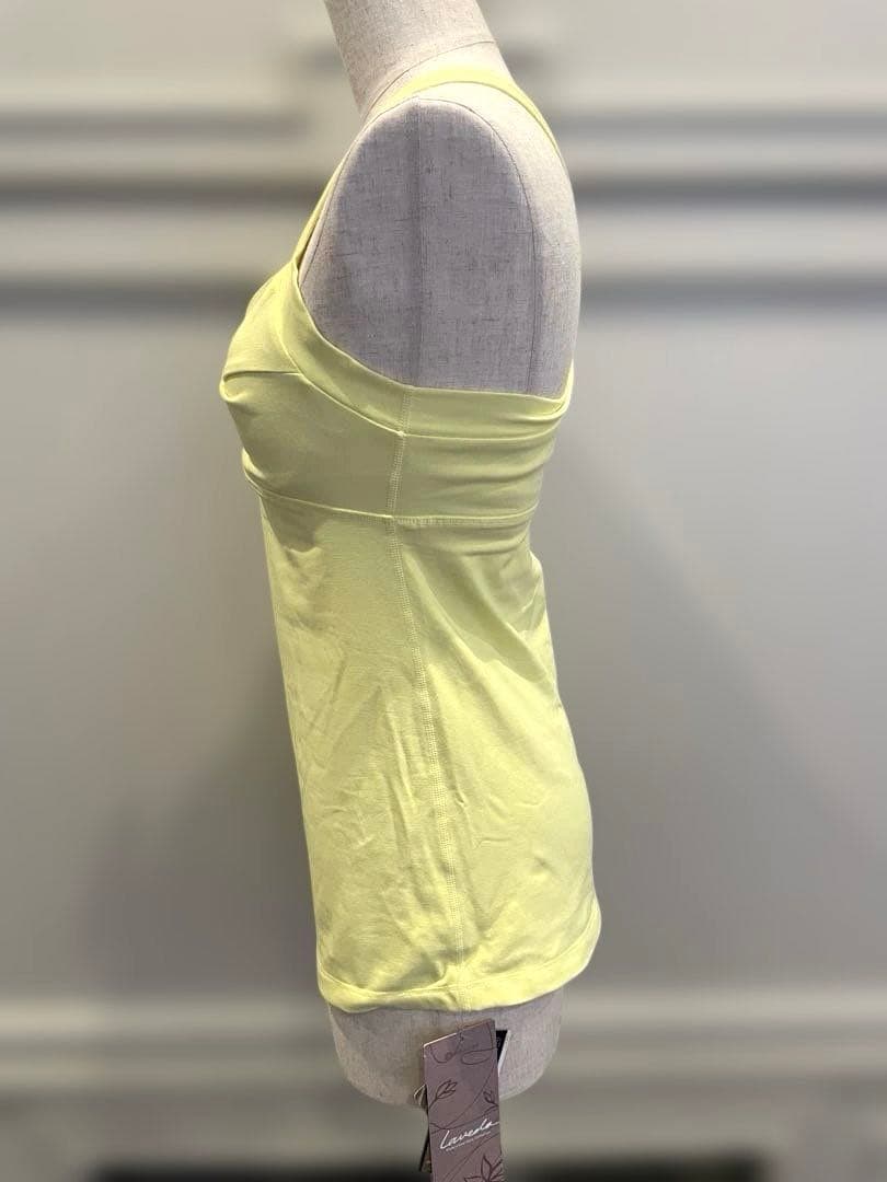 ☆SALE 新品未使用品 商品タグ付 ヨガブランド　easyoga ブラトップス