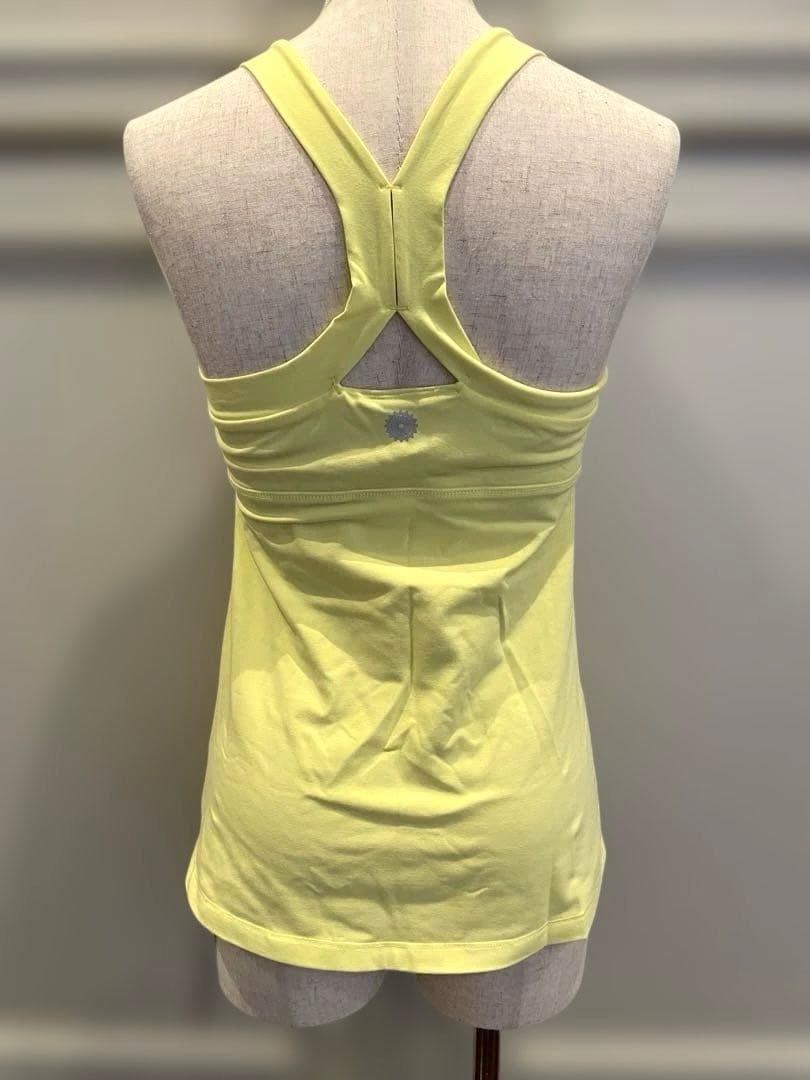 ☆SALE 新品未使用品 商品タグ付 ヨガブランド　easyoga ブラトップス