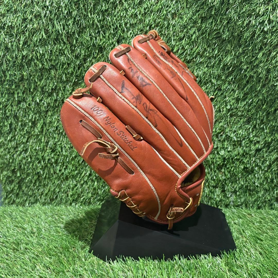 新品未使用　サイン入野球グラブ　グローブ　一般軟式大人用　内野手用　ベン　ben