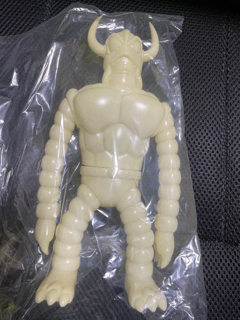 ガーガメル キャラクティックス charactics 魔神バンダー 蓄光　ソフビ