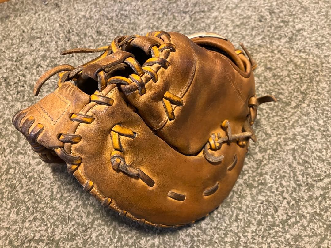 Mizuno Global Elite 軟式グローブ ファーストミット