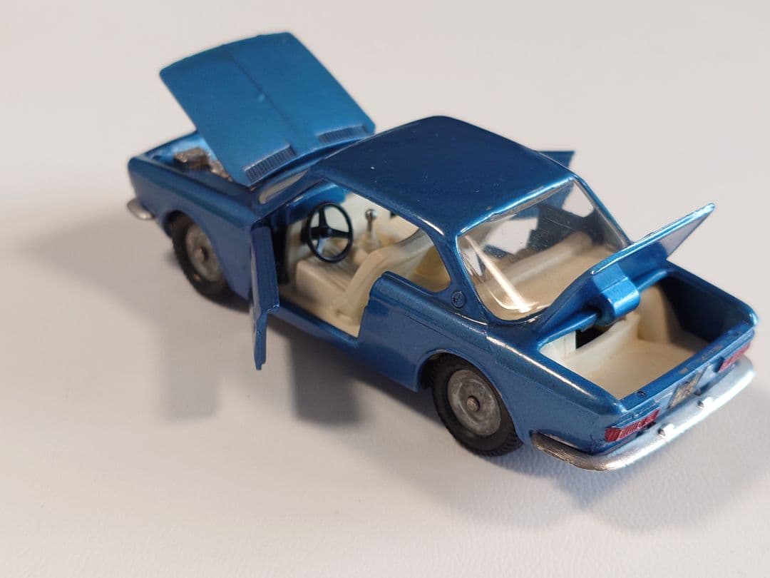 MEBETOYS 　A-17  2000 COUPE SPORT