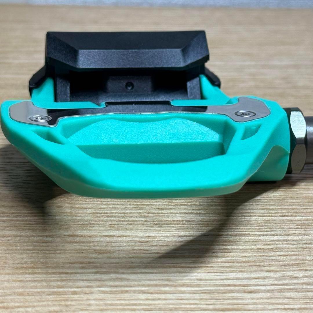 [新品]Race Work ビンディングペダル　チェレステカラー クリート付