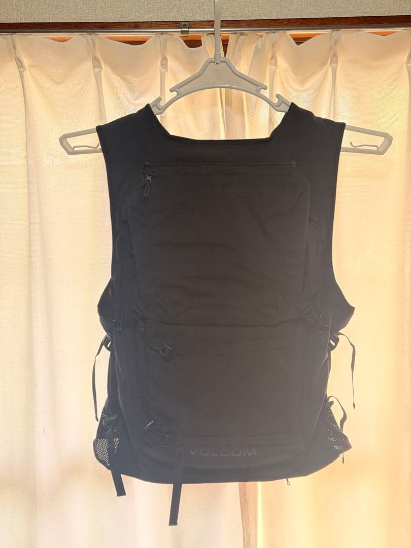 新品タグ付き！Volcom ベスト　IGUCHI SLACK VEST ＸＬ
