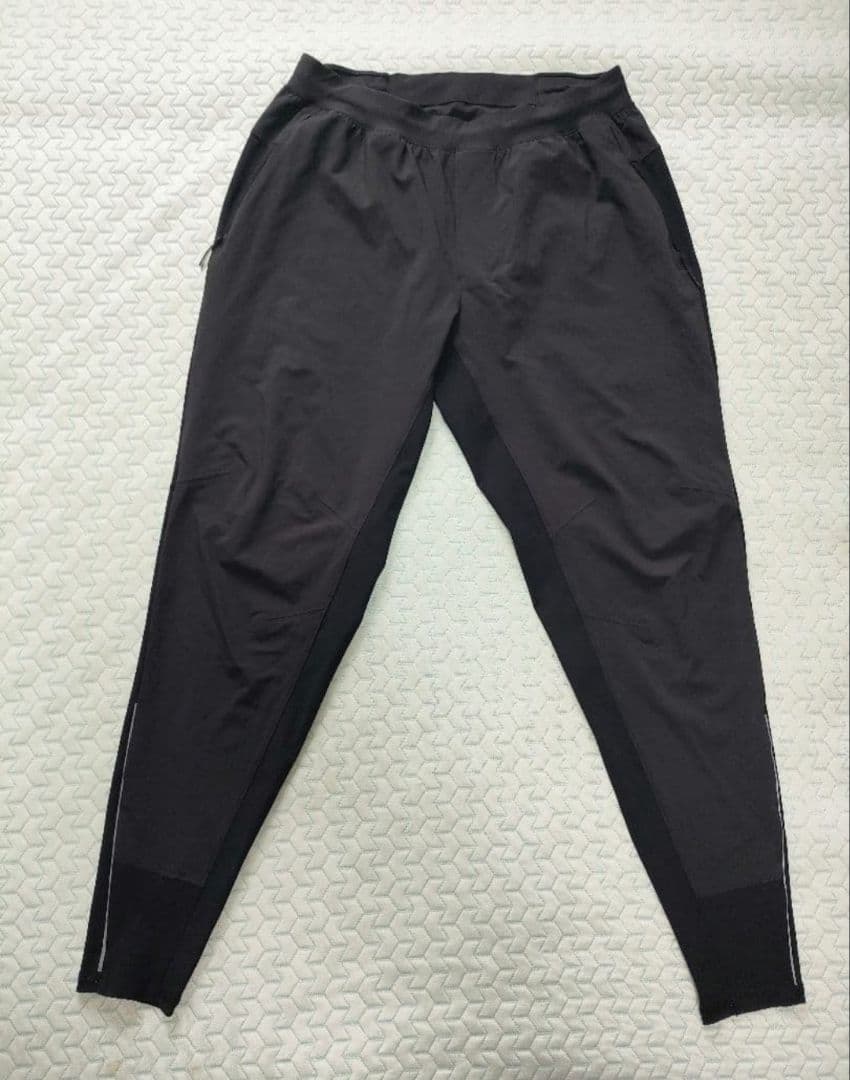 ルルレモン Hybrid Pantランニングlululemon パク・ソジュン