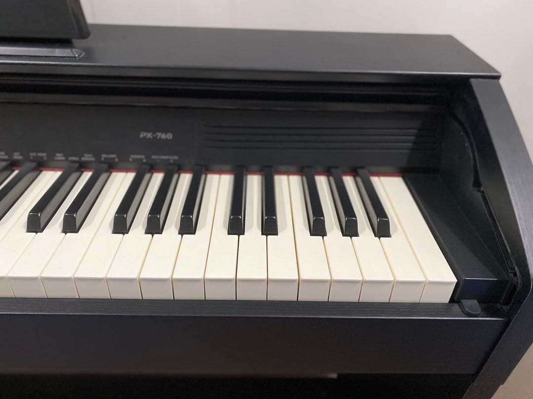 スリムで人気の電子ピアノ！CASIO PX760 / PX-760