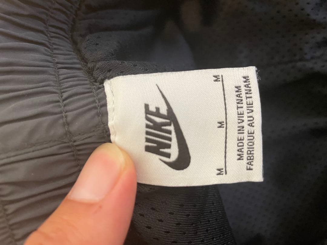 Nike オーセンティックス