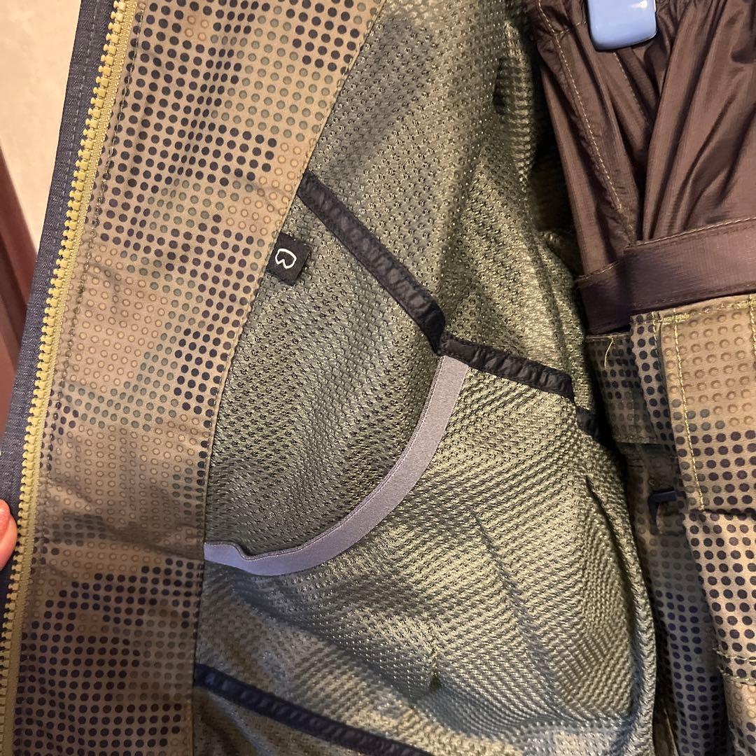 Columbia スノーボードウェア オリーブグリーン上下セット￼