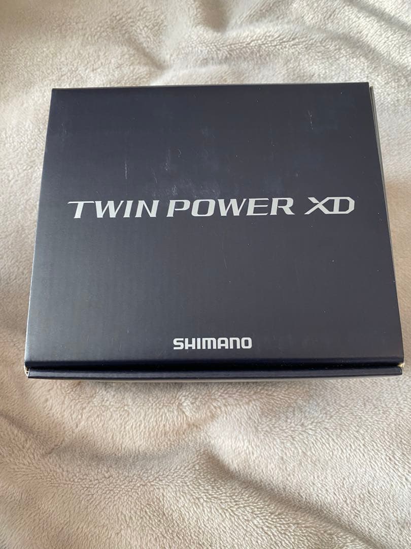 SHIMANO 25ツインパワー XD 4000XG 釣具　リール