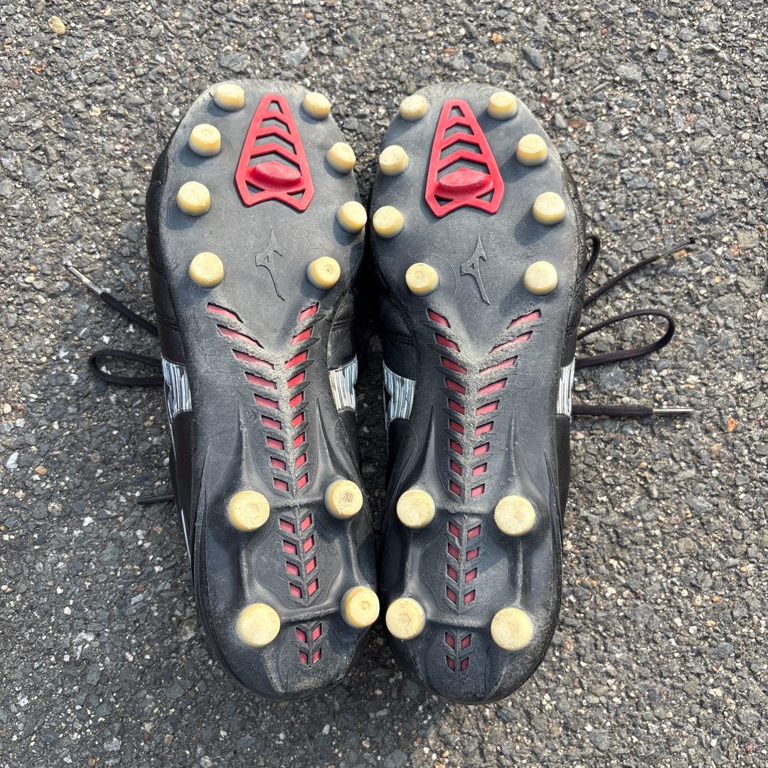 Mizuno Morelia Neo4サッカーシューズ ブラック/レッド