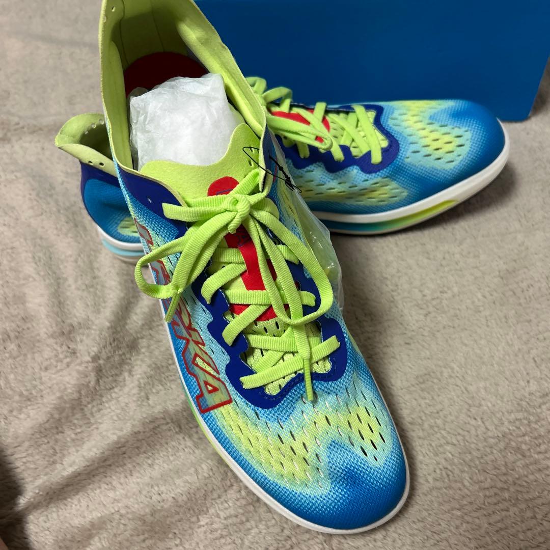 HOKA スパイクシューズ 28.5cm