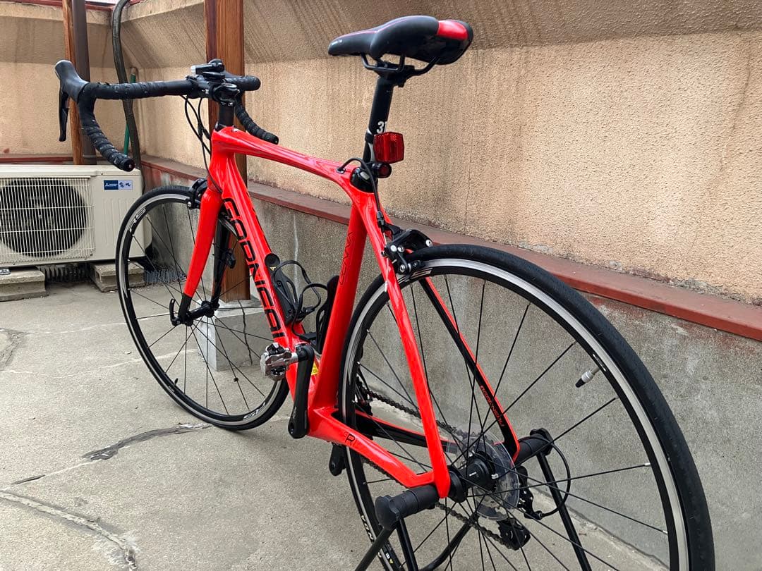 GENNIX R1 GARNEAU ガノー　カナダ　ロードバイク