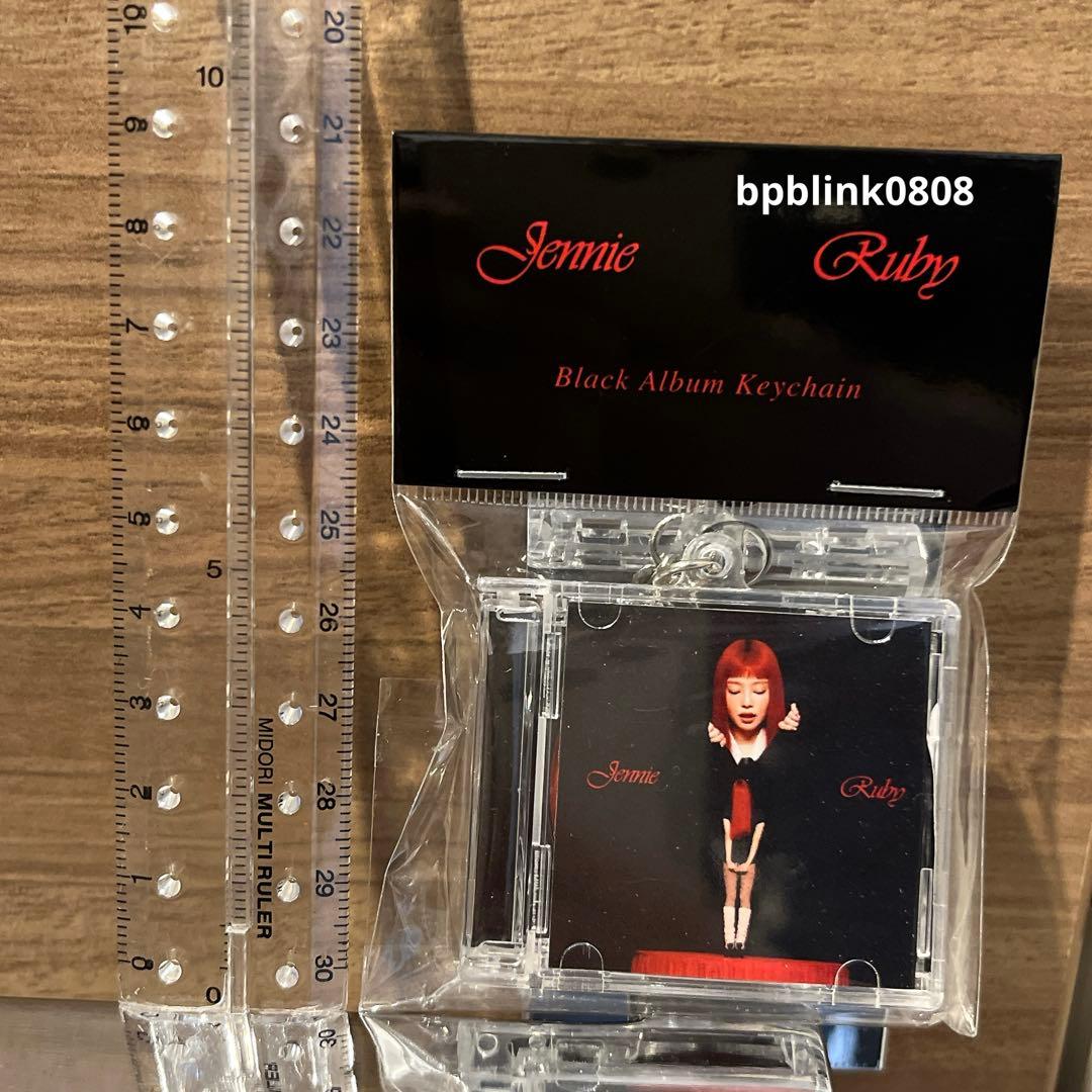 JENNIE Ruby Black Album Keychain キーホルダー