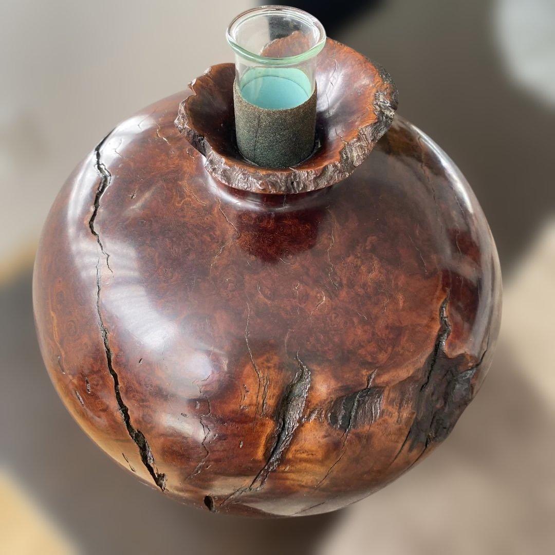 【屋久杉と同等の樹齢の古木から作られた瘤壺】Made in USAの美術・骨董品