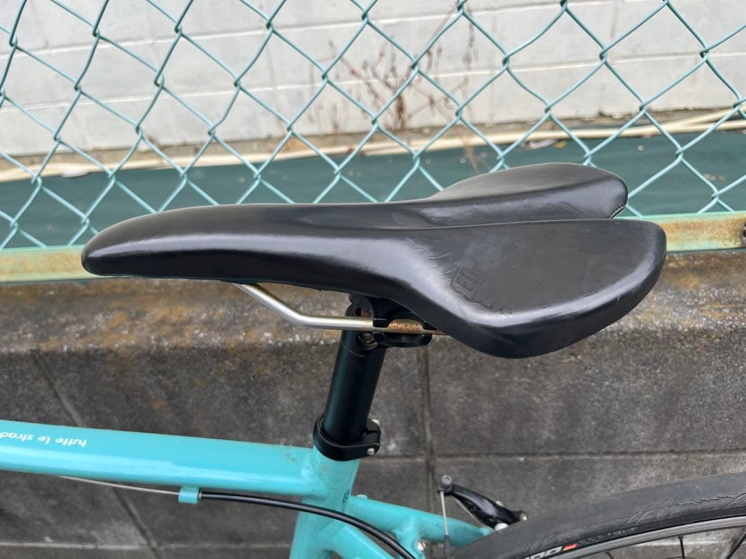 【矢口賢介様引き取り専用】Bianchi ROMA 4 クロスバイク チェレステ