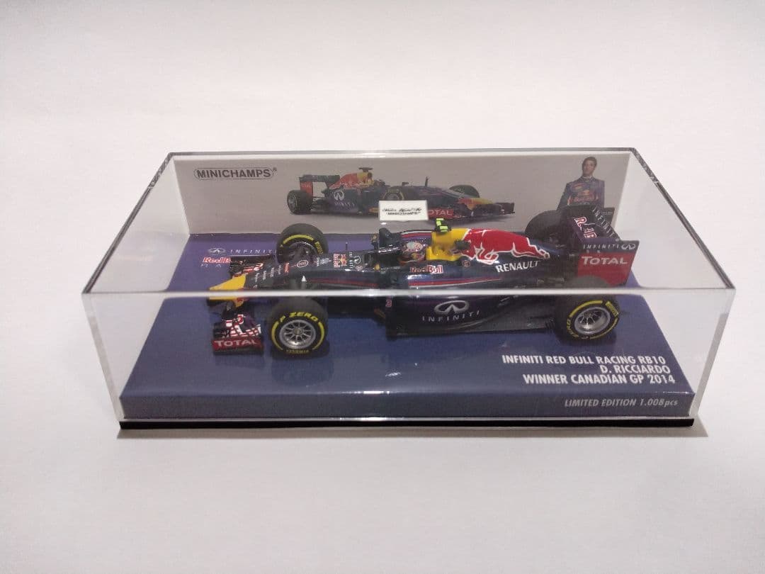 ミニカー MINICHAMPS 1/43 RB10 D. Ricciardo 2014