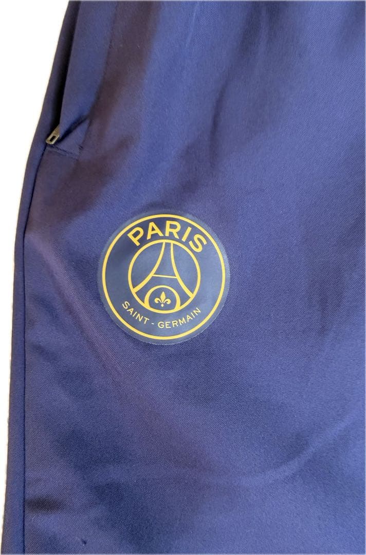 【美品】NIKE PSG パリサンジェルマン　トラックスーツ　セットアップ　L