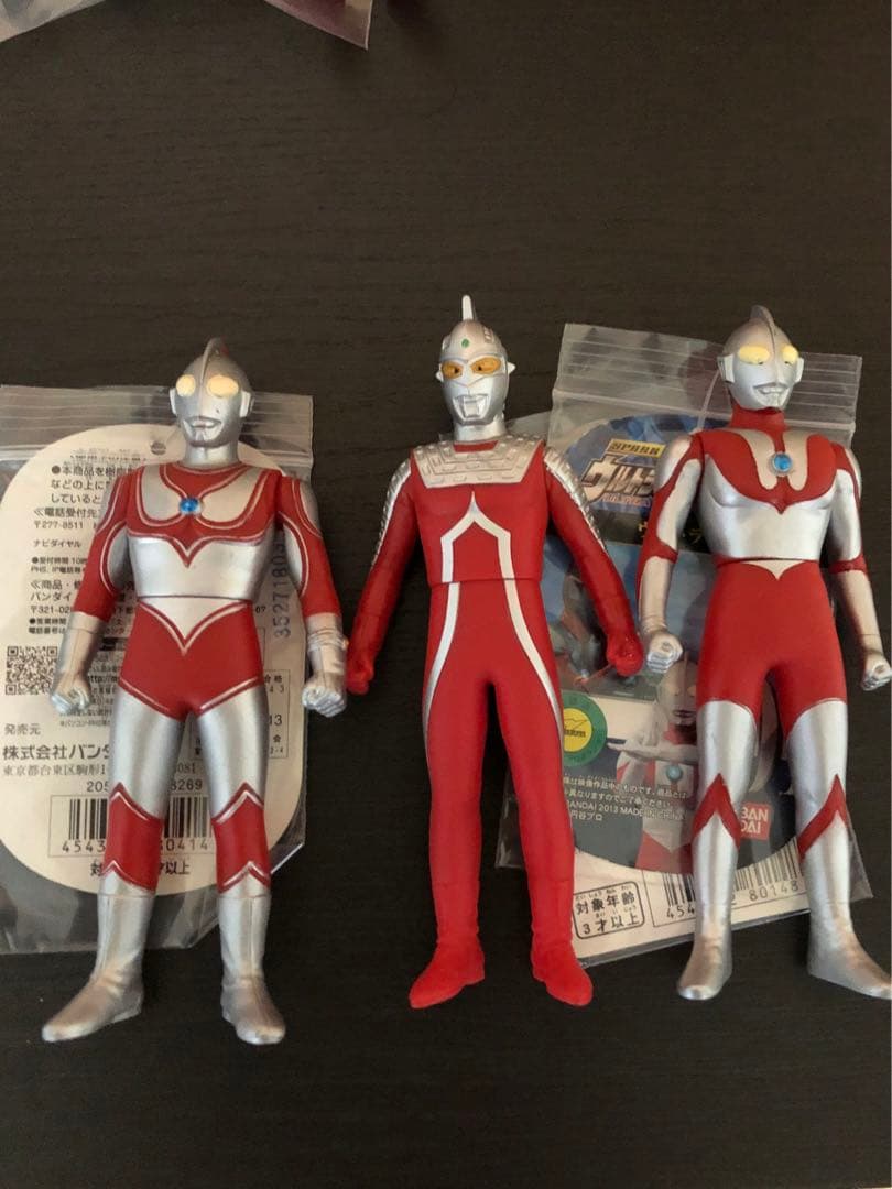 ウルトラヒーロー500 ソフビ9体&ブラザーズマント、キンガスパークセット