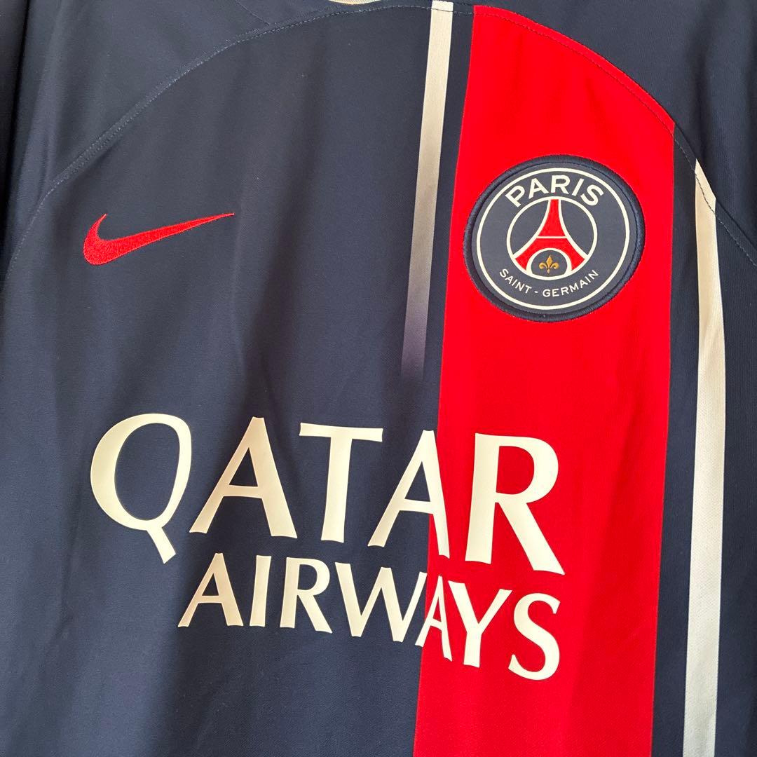 Nike Paris Saint-Germain シャツ