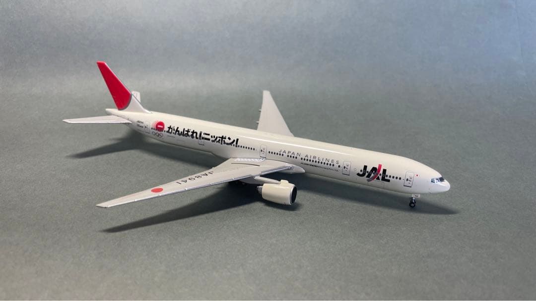 Phoenix B777-300 JAL がんばれニッポン! 1/400