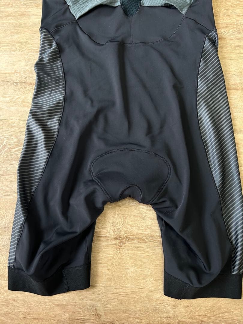 極美品　パールイズミ elite ビブ パンツ　XLサイズ
