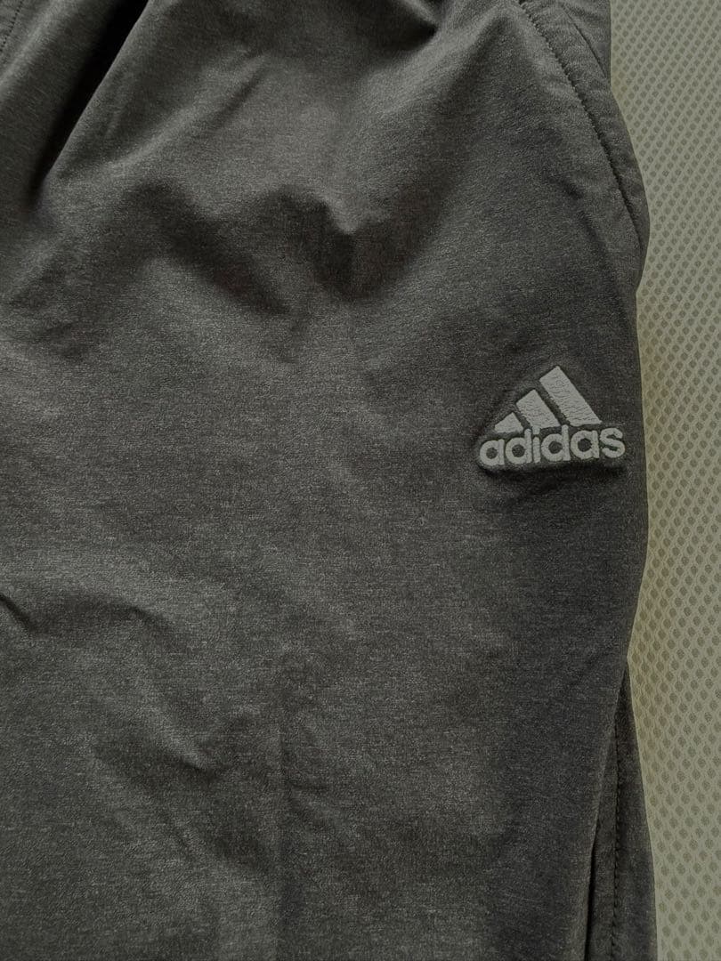 adidas ブラック パンツ 新品未着用