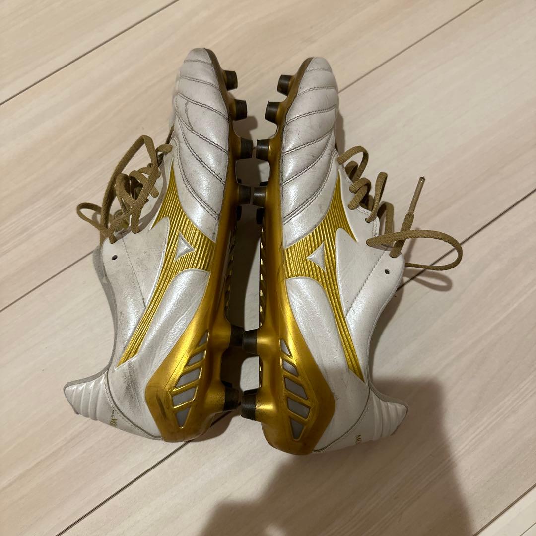 Mizuno モナルシーダネオ ホワイト/ゴールド 25.5