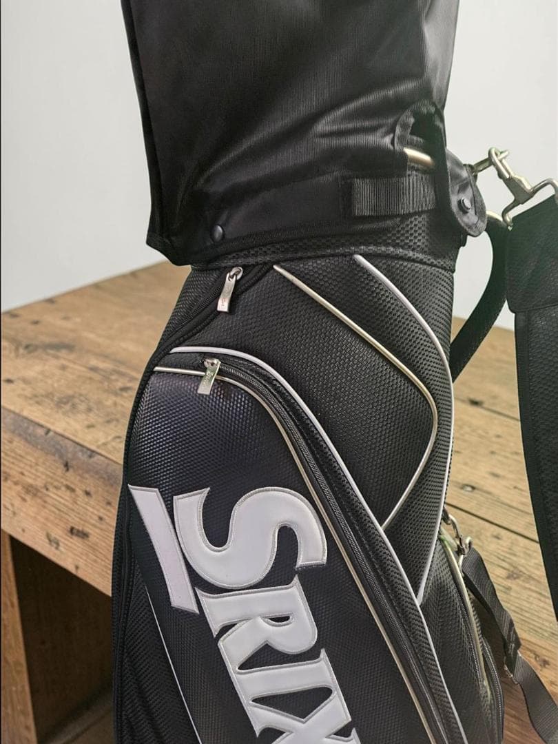 m送料無料/超美品　Srixon ゴルフバッグ・キャディバッグBLACK