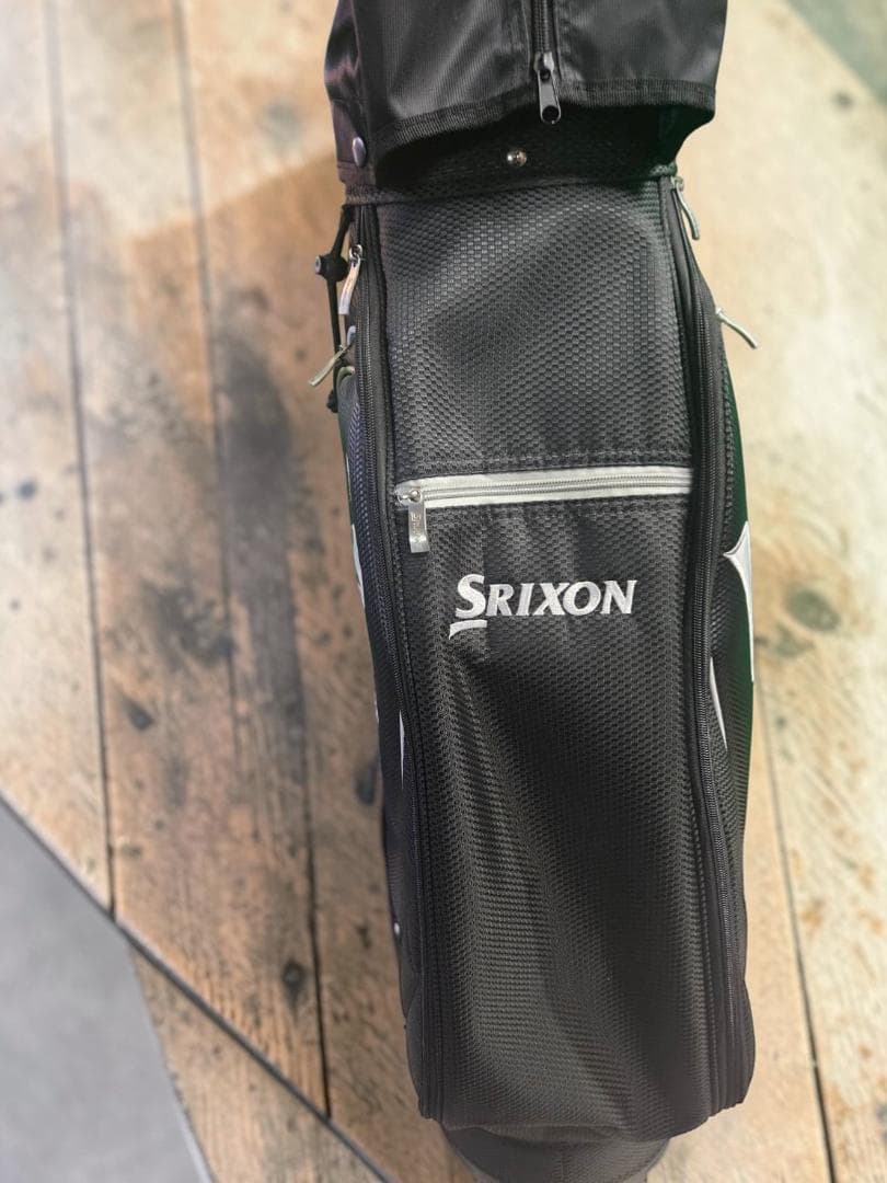 m送料無料/超美品　Srixon ゴルフバッグ・キャディバッグBLACK