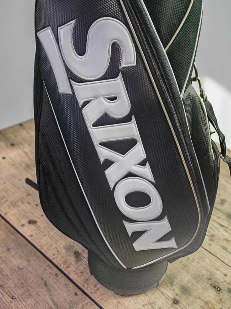 m送料無料/超美品　Srixon ゴルフバッグ・キャディバッグBLACK
