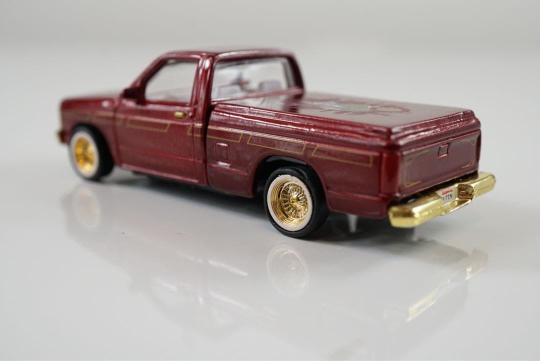 ミニカー Revell LOWRIDER Chevy S-10