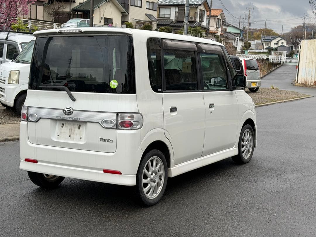 ダイハツ タント年式平成19年車検車検無しで8万2年で13万円です！
