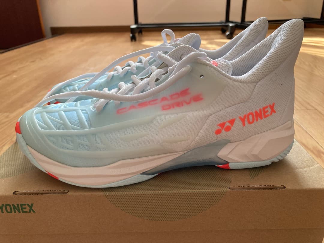 YONEX パワークッション カスケードドライブ